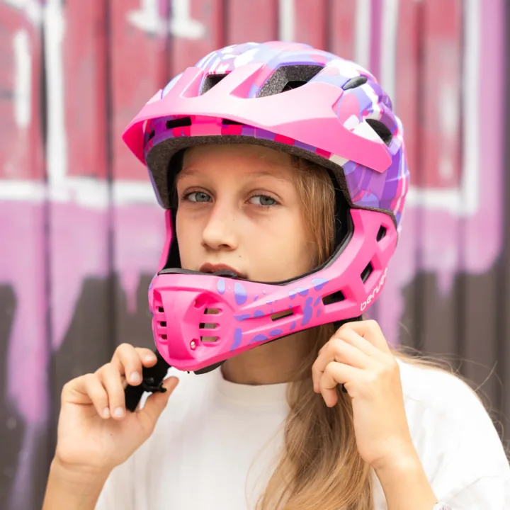 Kask Full Face bervee ochrona na każdą okazję
